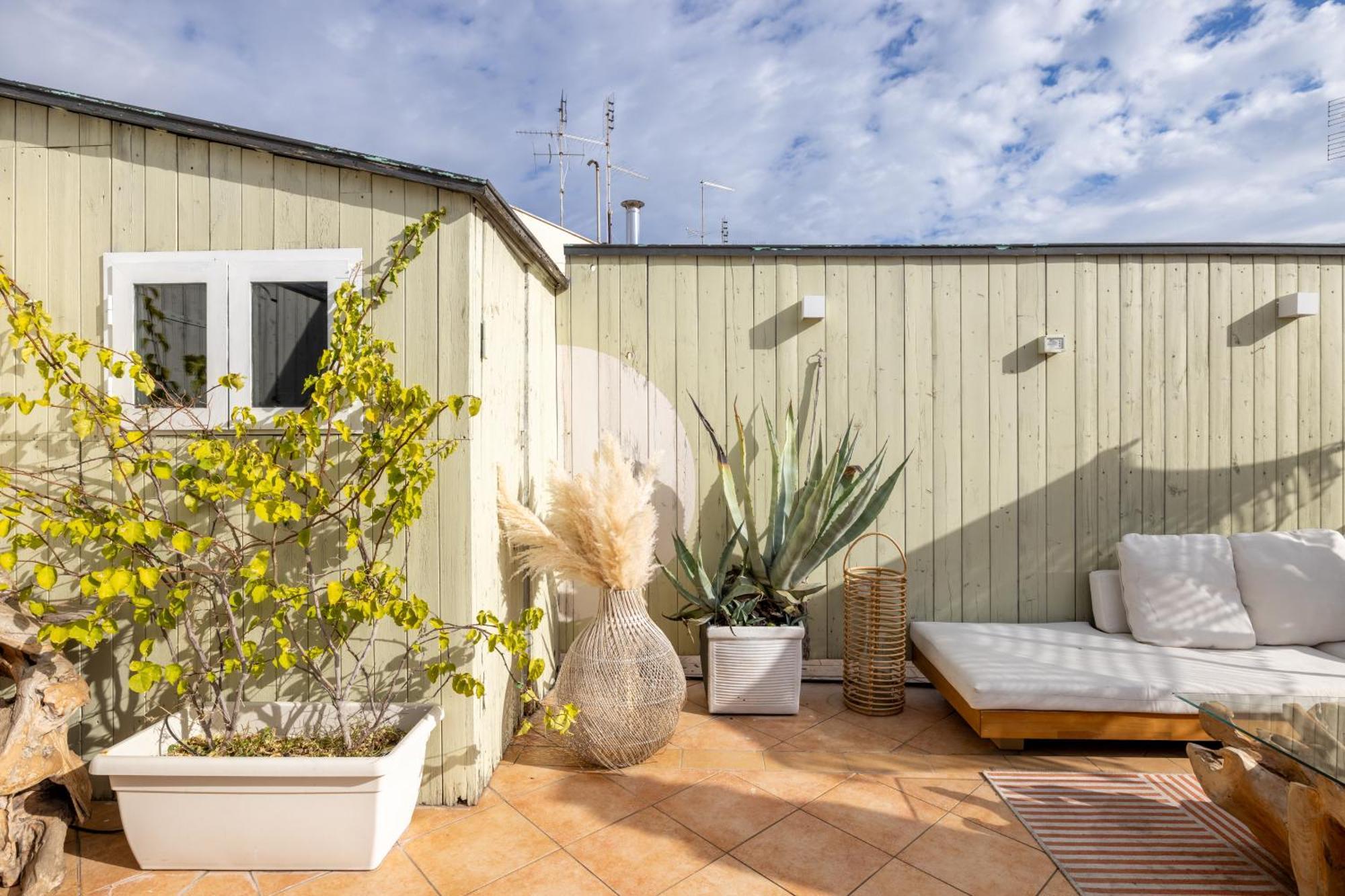 ローマAria Penthouse & Gardenアパートメント エクステリア 写真