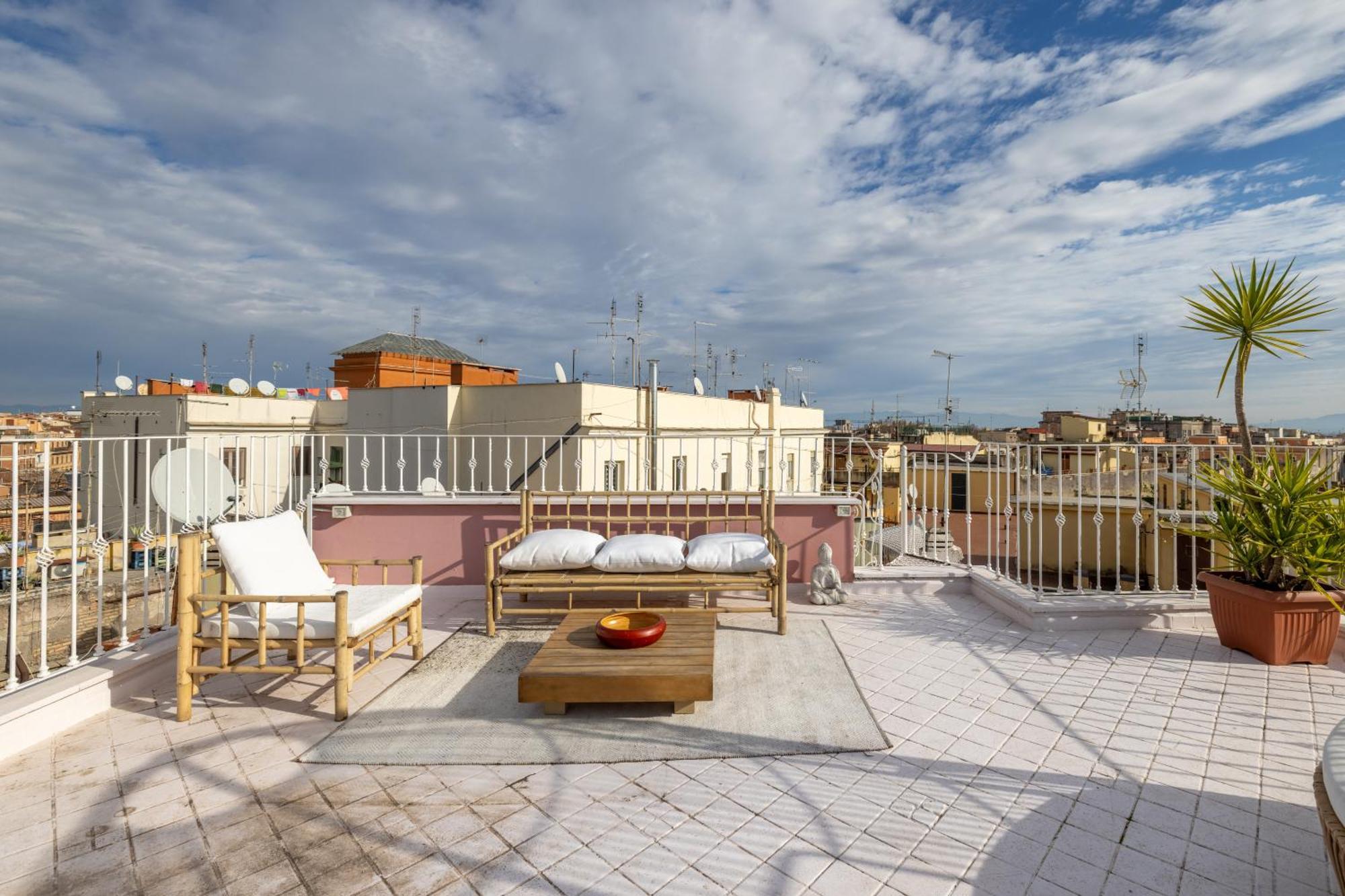 ローマAria Penthouse & Gardenアパートメント エクステリア 写真